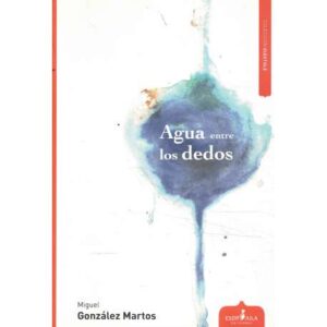 Agua entre los dedos