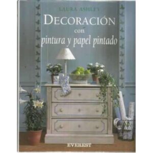 Decoración con pintura y papel pintado