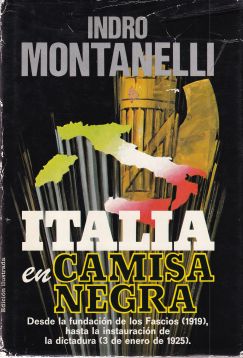 Italia en camisa negra